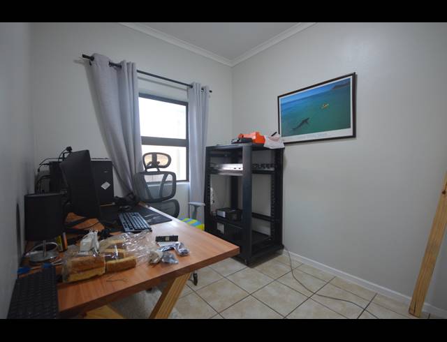 2 BEDROOM APARTMENT FOR SALE IN GULDENLAND